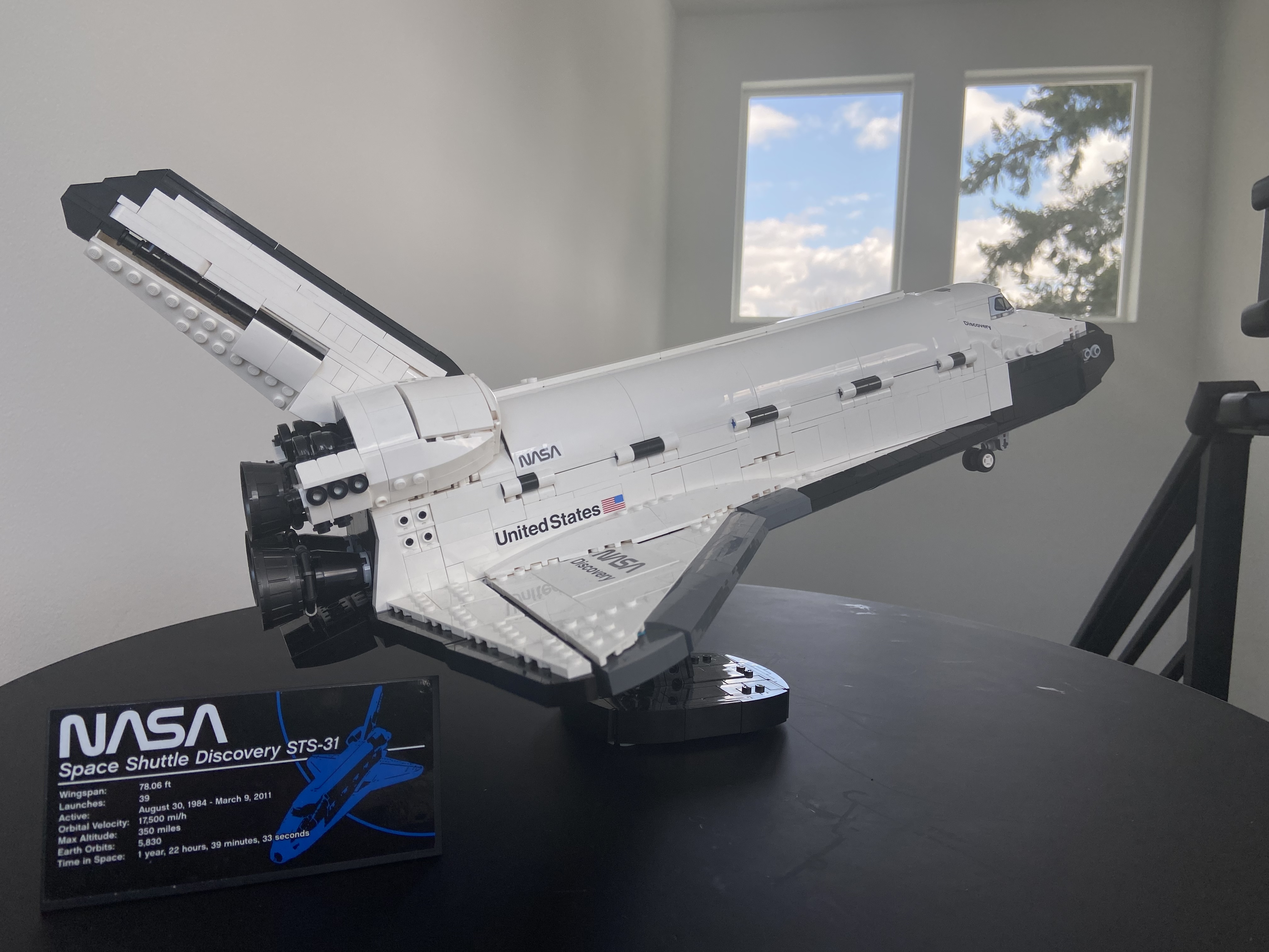 Space Shuttle Discovery