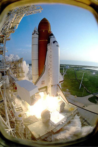 NASA Space Shuttle Discovery