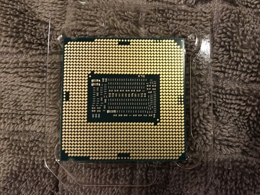 Intel Core i7-9700K Desktop Processor 8 Cores up to 4.9 GHz Turbo